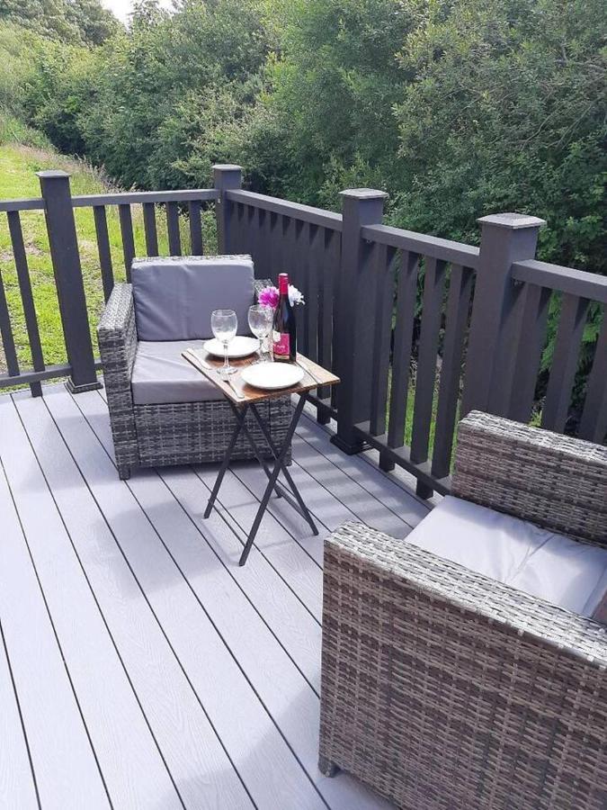 Holiday home Shepherds Hut With Hot Tub On Anglesey North Wales *